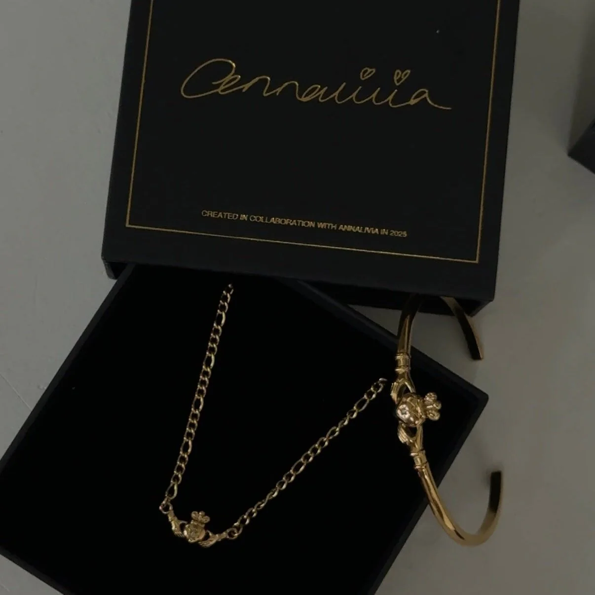 Annalivia Signature Claddagh Set - Image 5