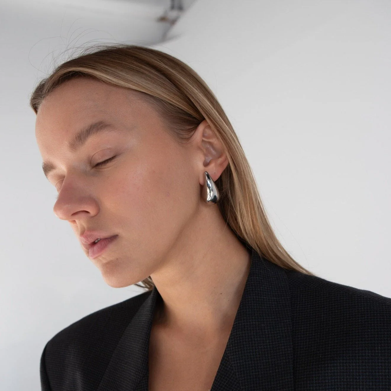 Bianca Earrings - Image 5