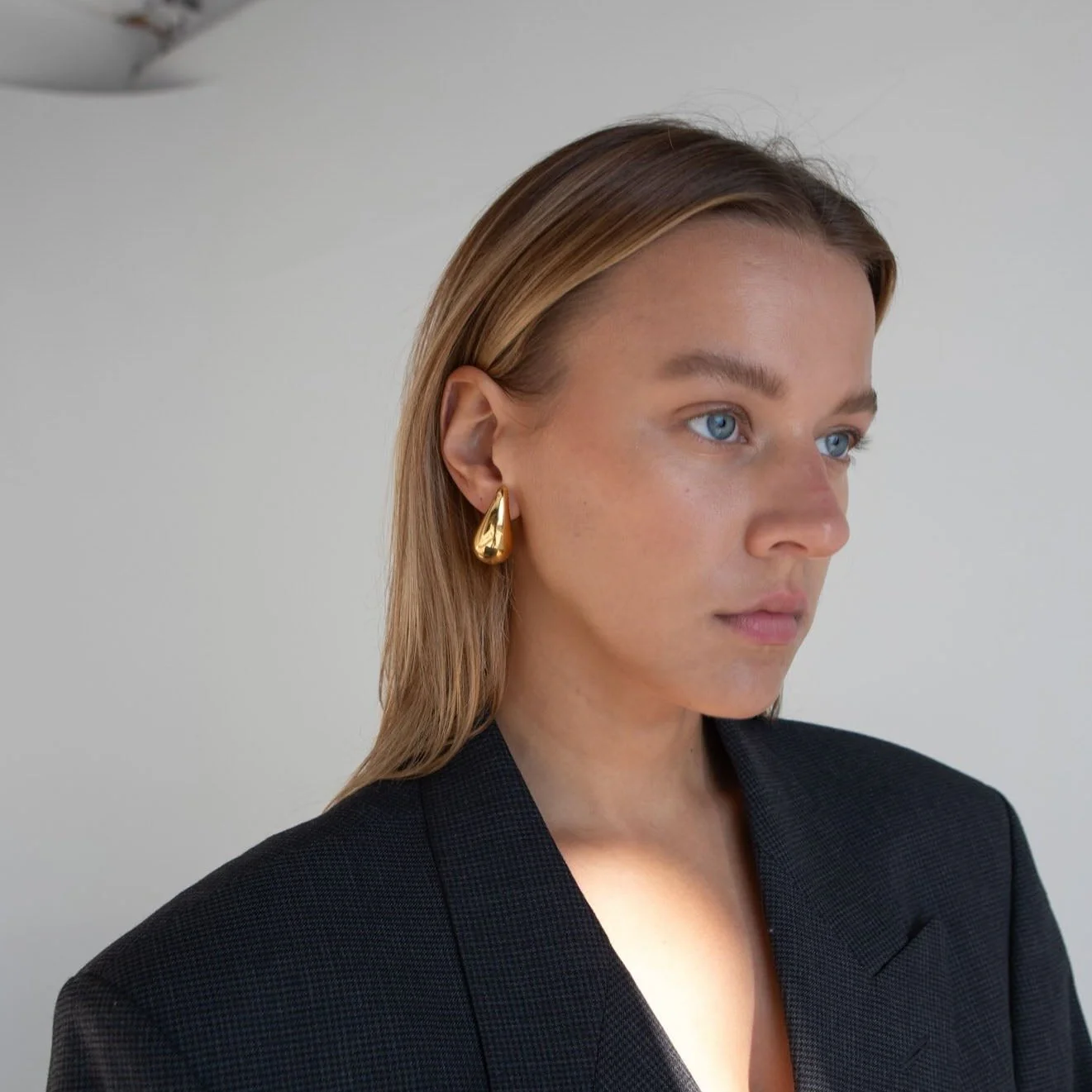 Bianca Earrings - Image 9
