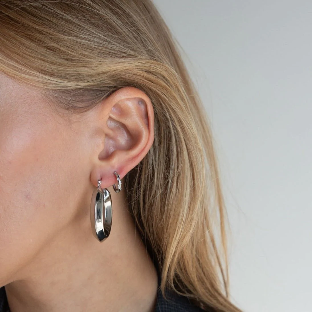 Ellie Hoops - Image 4