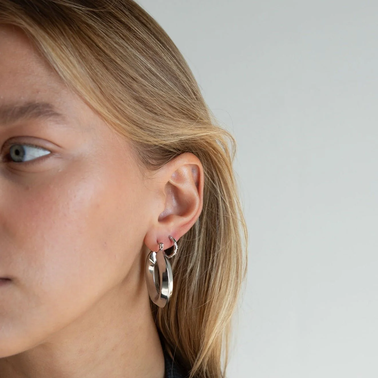 Ellie Hoops - Image 7